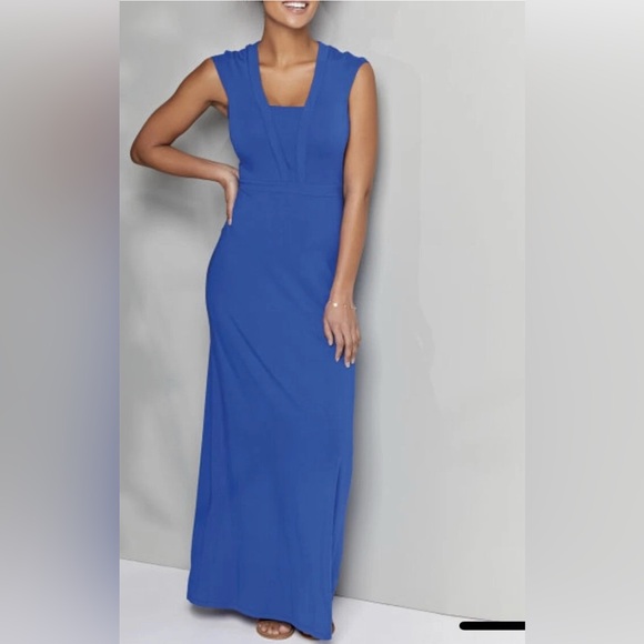 Robe Boston Proper Bleu Poussiéreux (Dusty Blue) - Décolleté V Profond - Taille S - Occasion Très Bon état